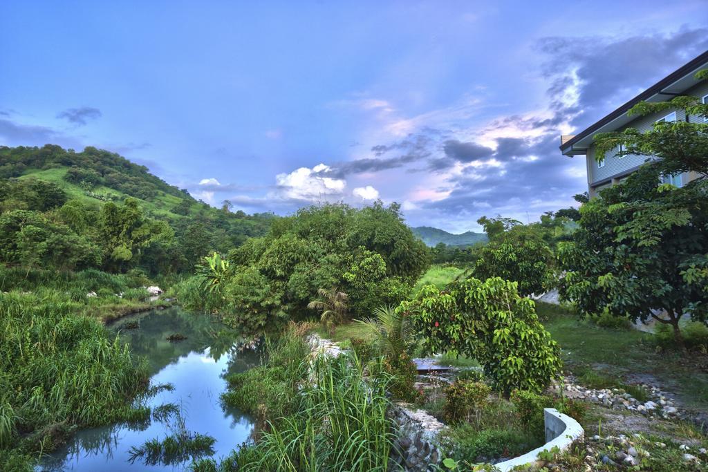 Green Canyon Leisure Farms Clark Field Екстер'єр фото